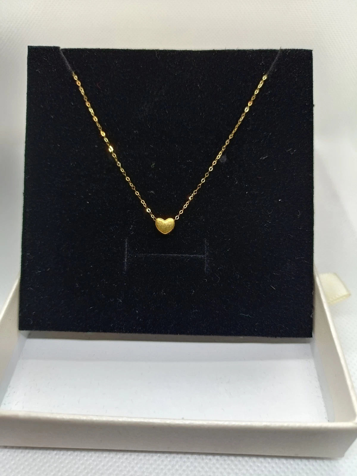 18ct Solid Gold Necklace + 24ct Solid Gold Heart Pendant Cute And Elegant
