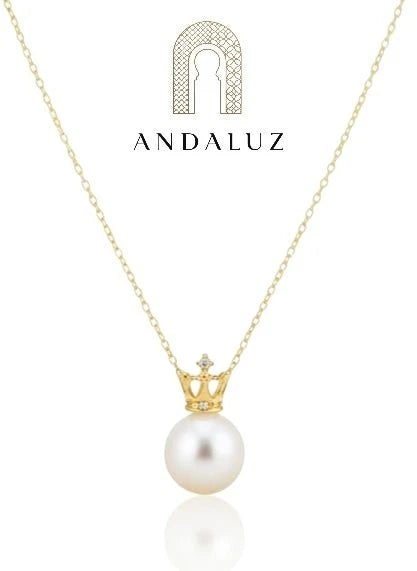 Solid 18Ct Gold Necklace + Freshwater Pearl 18ct Gold Pendent Fine and Luxurious