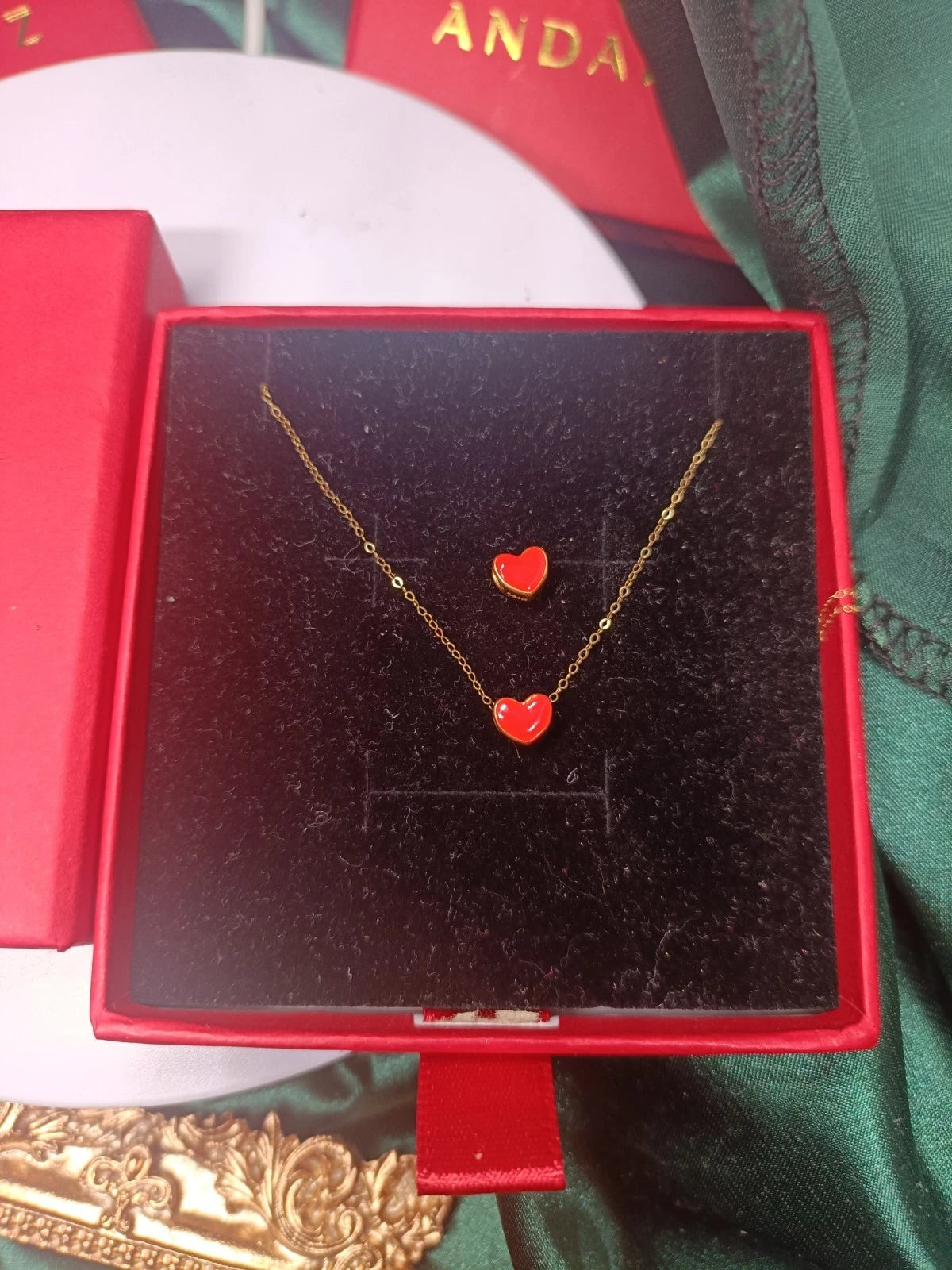 18ct Solid Gold Necklace + 24ct Solid Gold Heart Pendant Cute And Elegant